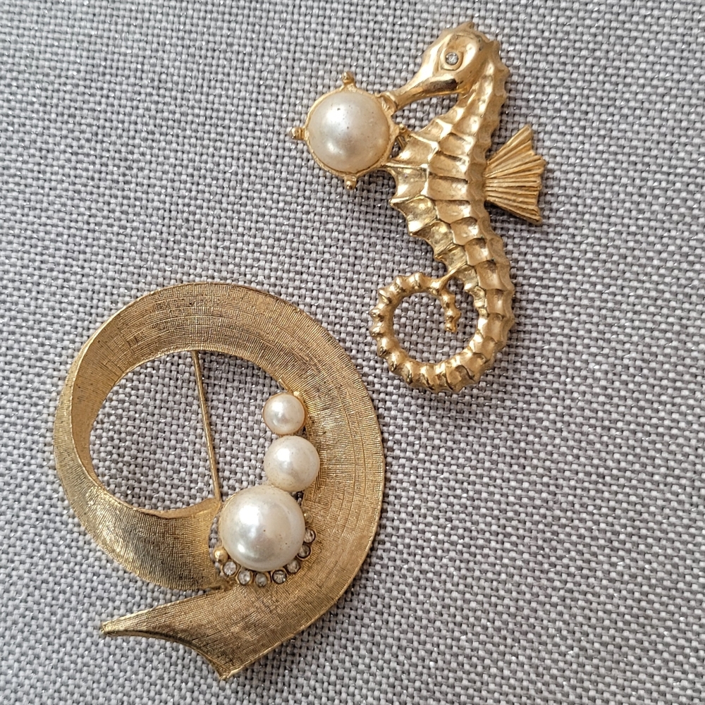 Vintage Seahorse Gold & Pearl Brooches